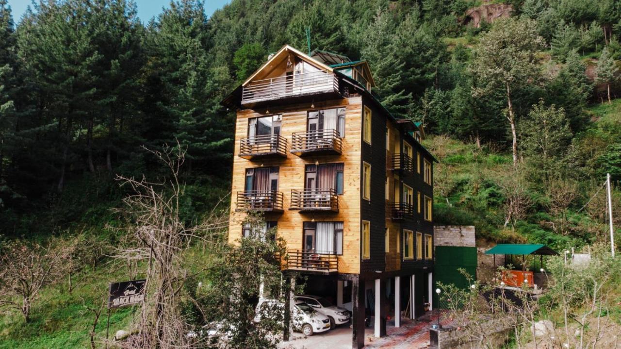 Hotel Black Magic - Manali (Himachal Pradesh) — Photos 3